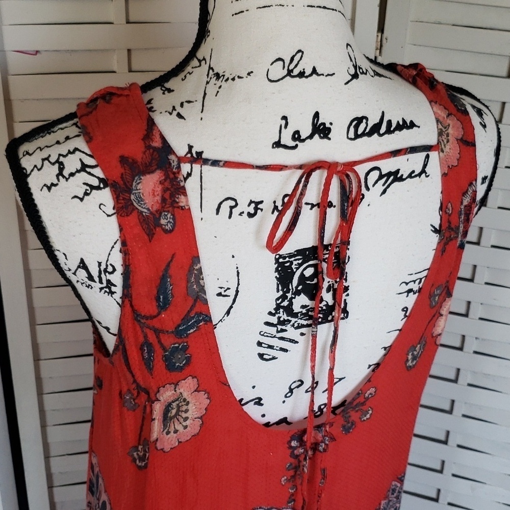Free People intimately red floral backless tiared asimetric hem dress size S - Picture 5 of 6